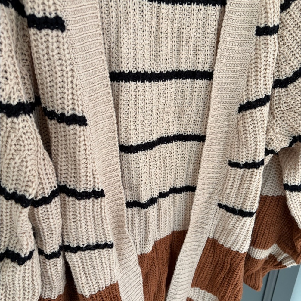 BKE Women's Cozy Striped Cardigan - Cream and Brown - Picture 2 of 4